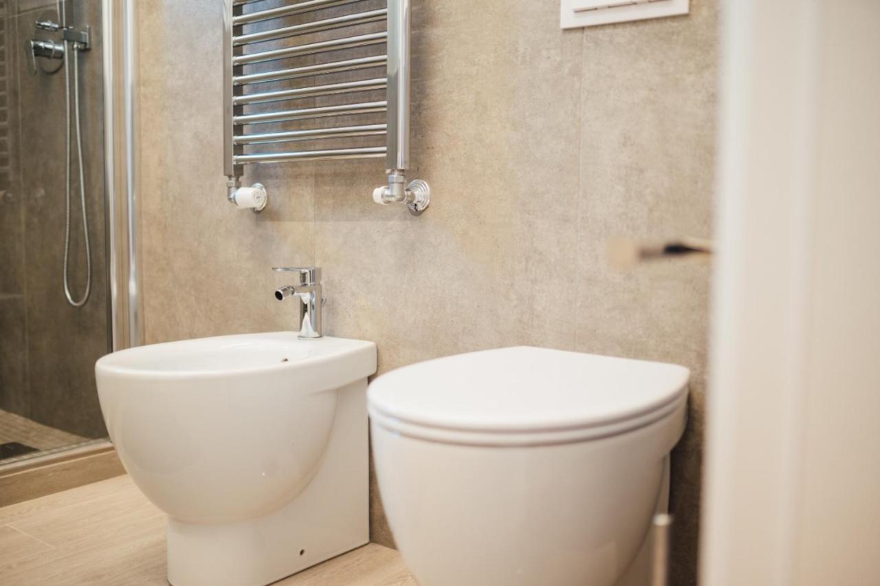 Grey House Guest House Luxury Латина Экстерьер фото