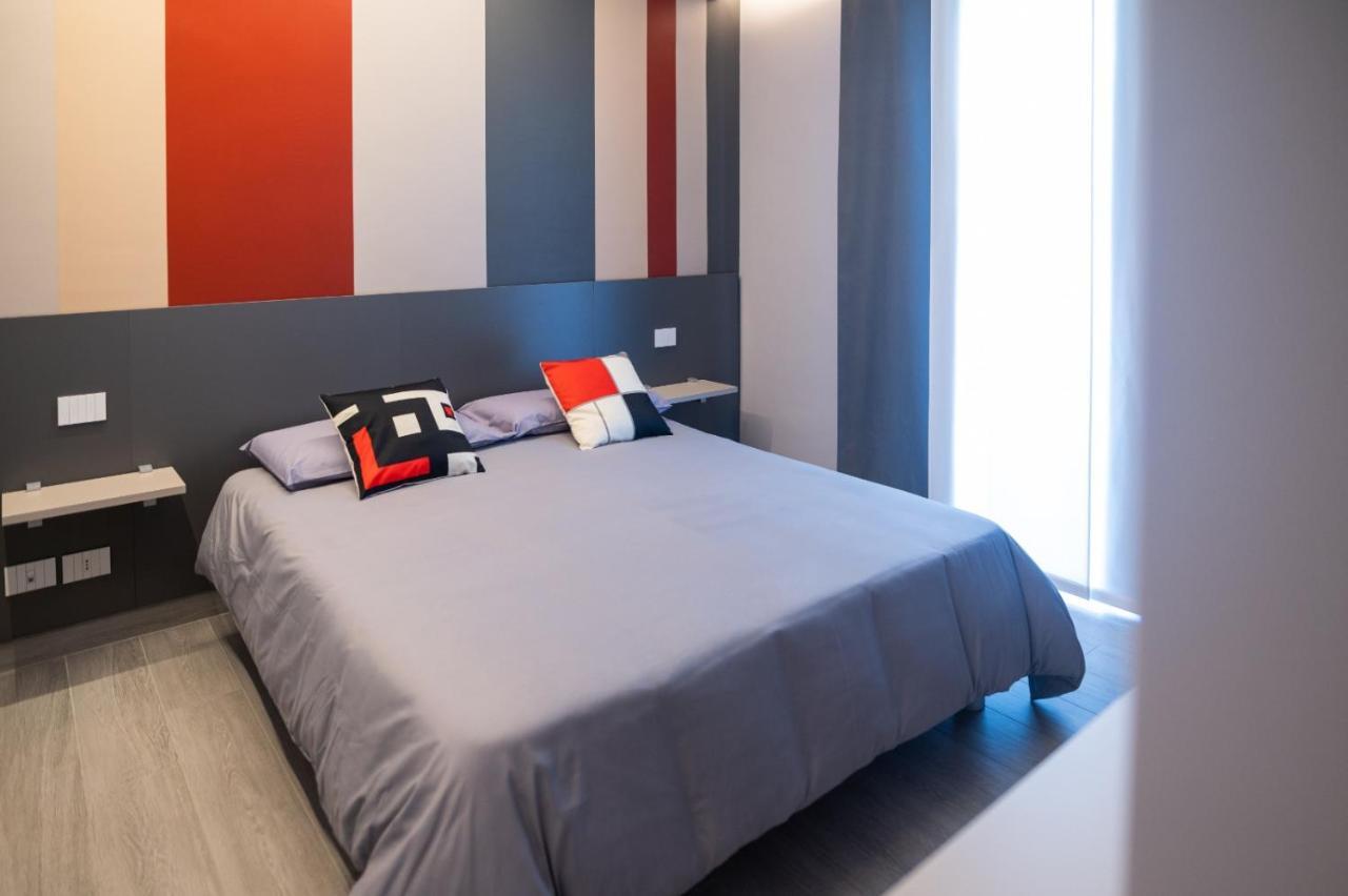 Grey House Guest House Luxury Латина Экстерьер фото